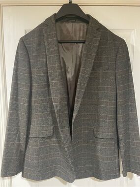 jf‎ j.ferrar Grey/Brown Plaid Sport Coat Mens Size 46 Regular NWT
